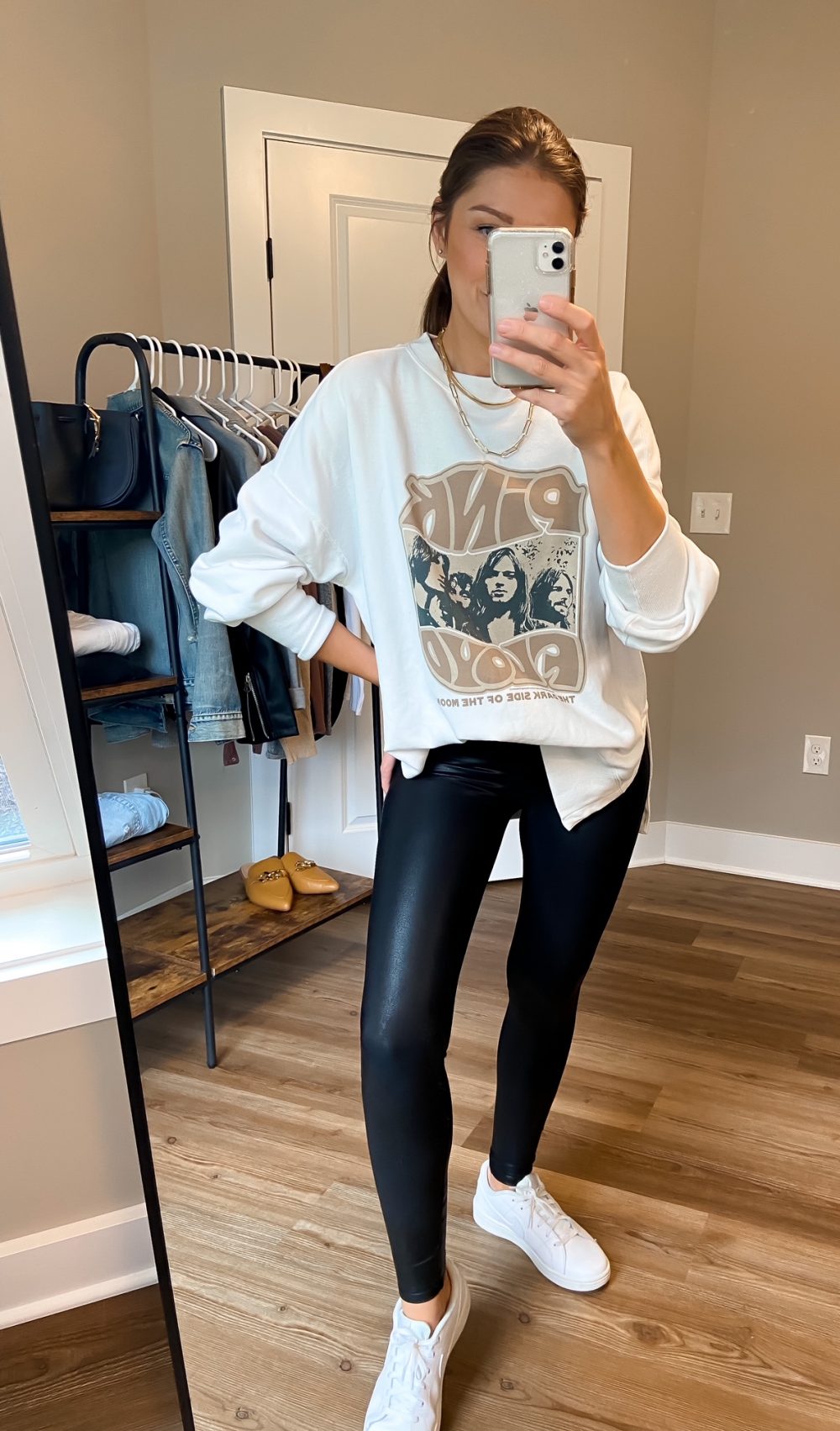 best tops with leather leggings