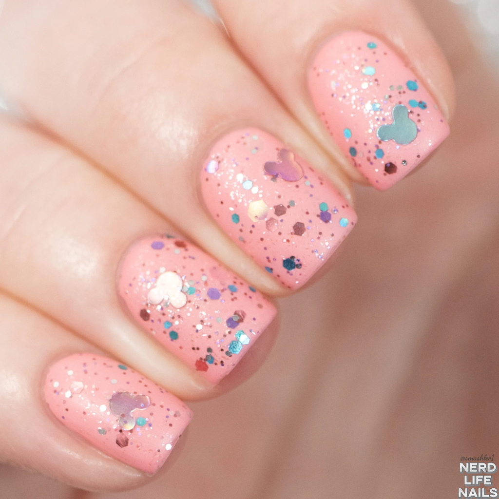 disney-nails-pink-glitter.png